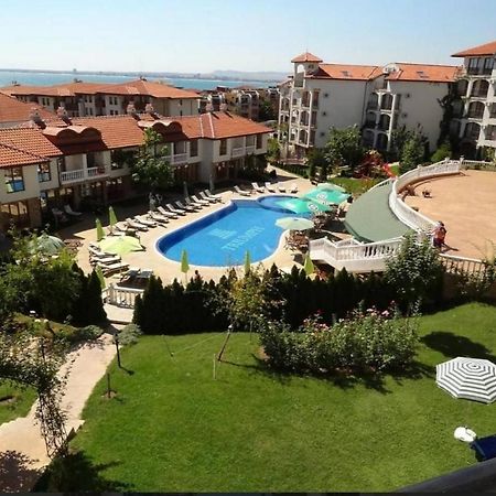 Triumph Holiday Village Sveti Vlas Exterior photo