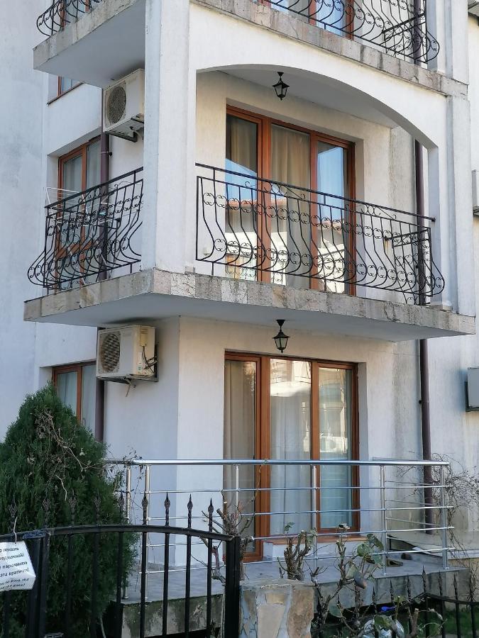 Triumph Holiday Village Sveti Vlas Exterior photo