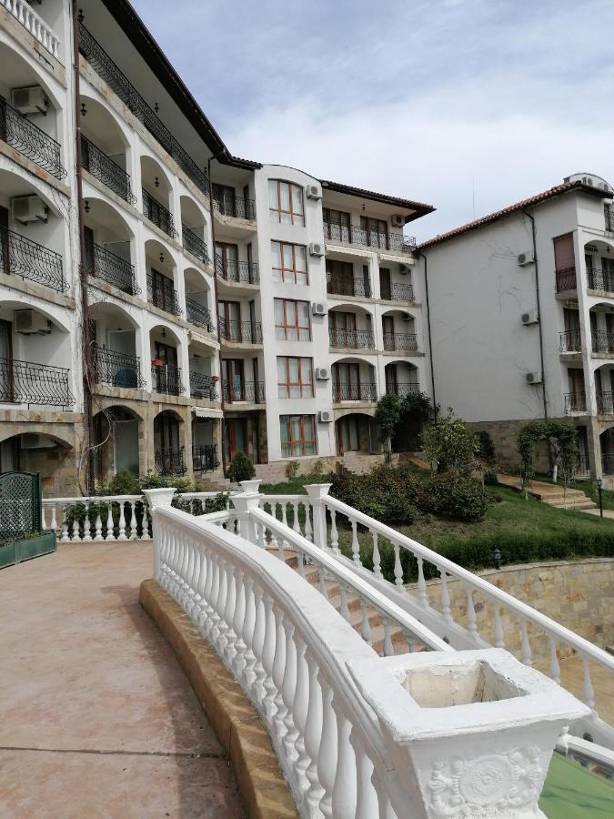 Triumph Holiday Village Sveti Vlas Exterior photo