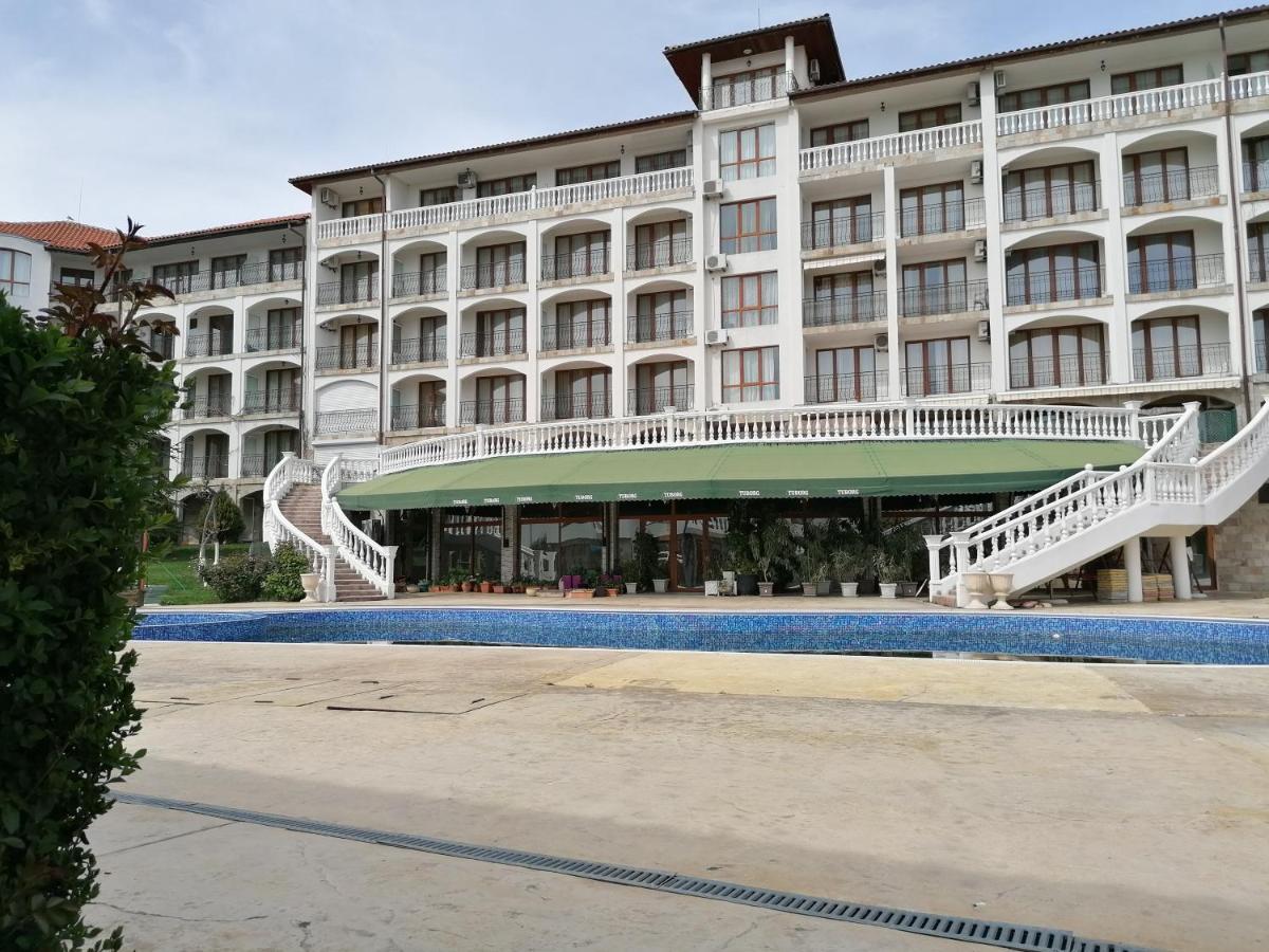 Triumph Holiday Village Sveti Vlas Exterior photo
