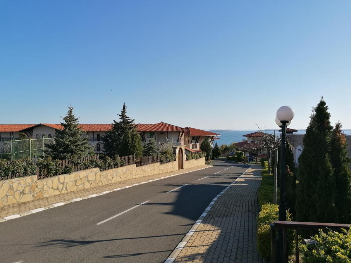 Triumph Holiday Village Sveti Vlas Exterior photo