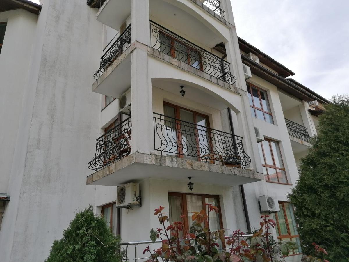 Triumph Holiday Village Sveti Vlas Exterior photo