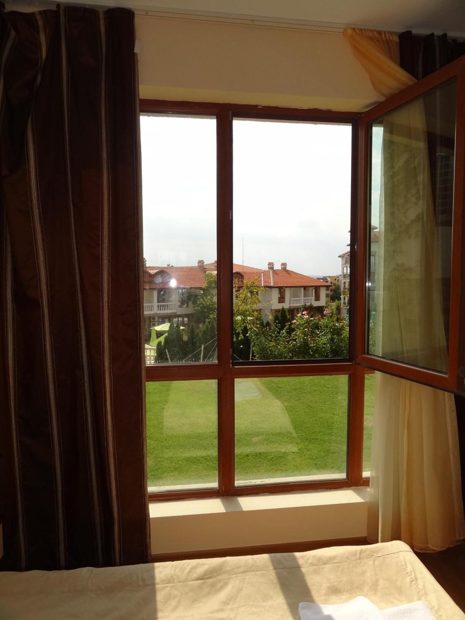 Triumph Holiday Village Sveti Vlas Room photo