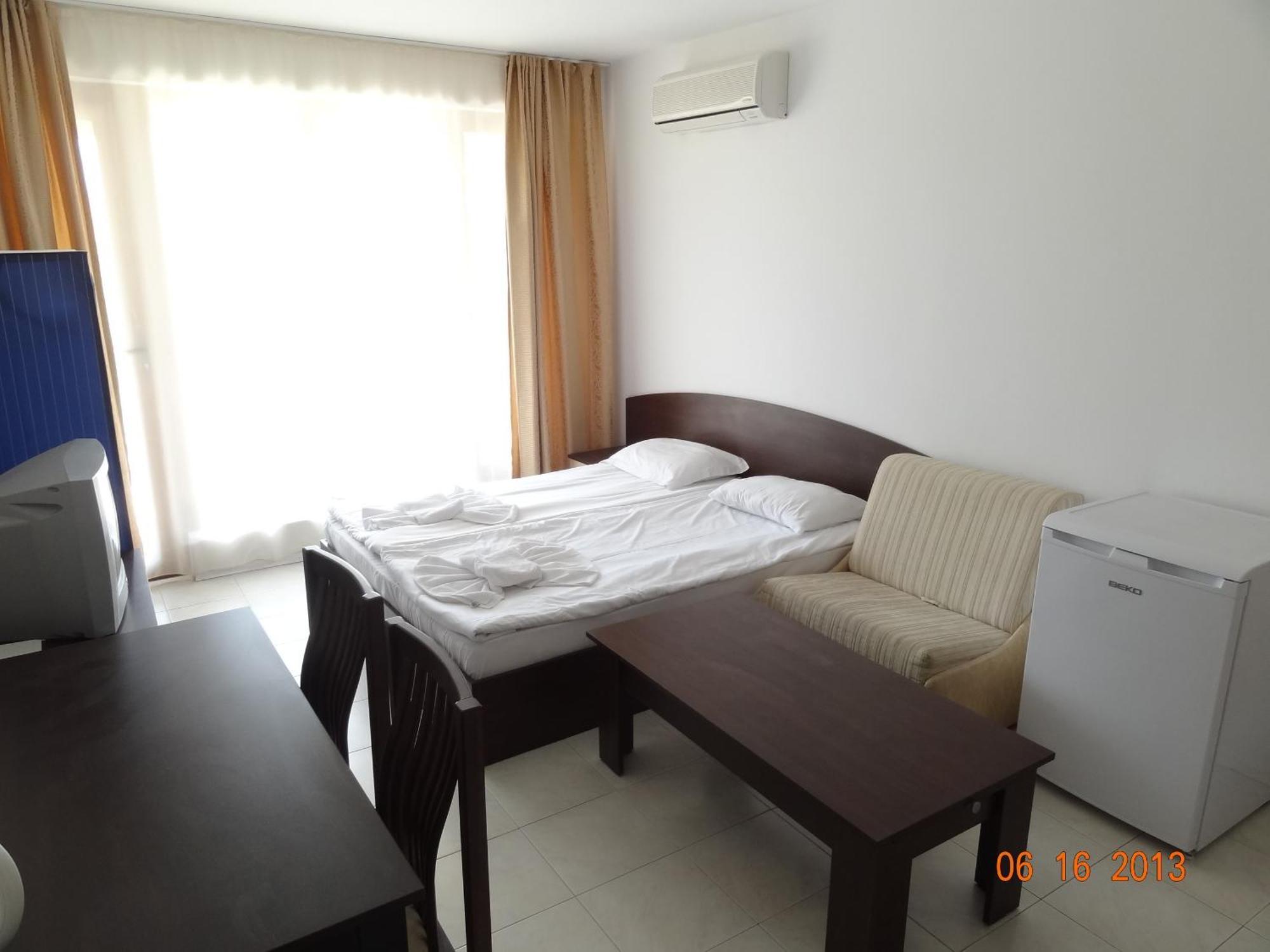 Triumph Holiday Village Sveti Vlas Room photo